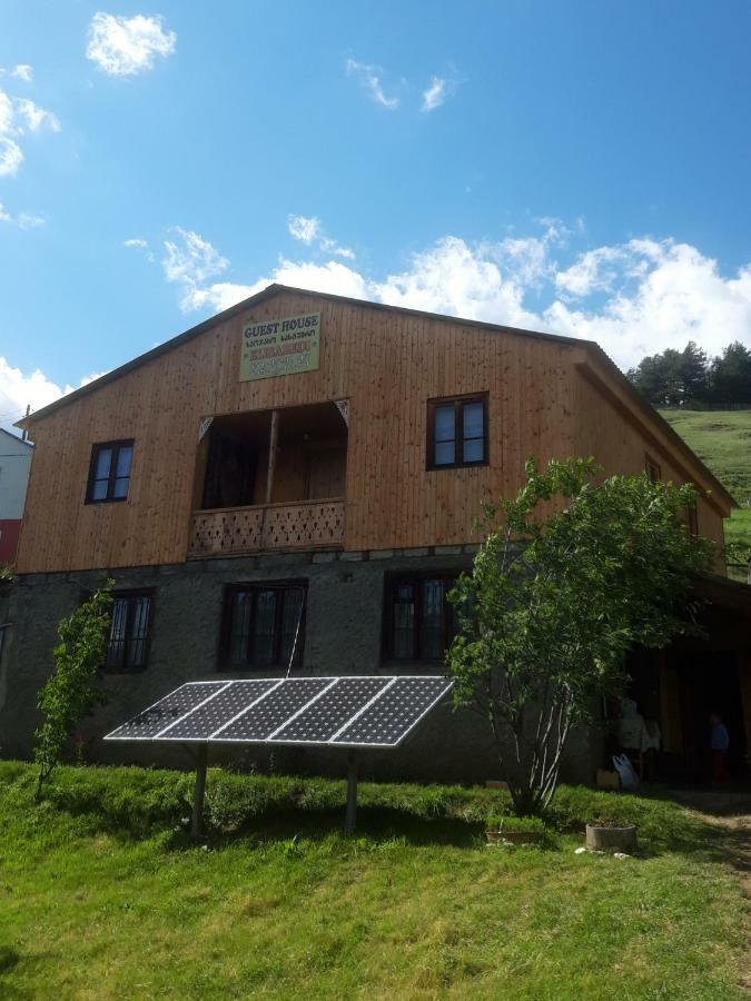 Guesthouse Elisabeth Omalo Bagian luar foto